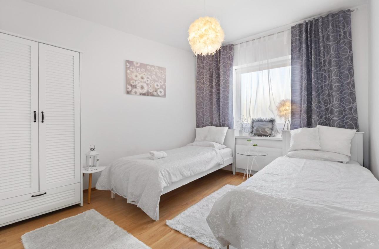 Apartment Puma V Centre Piestan Пиещани Екстериор снимка