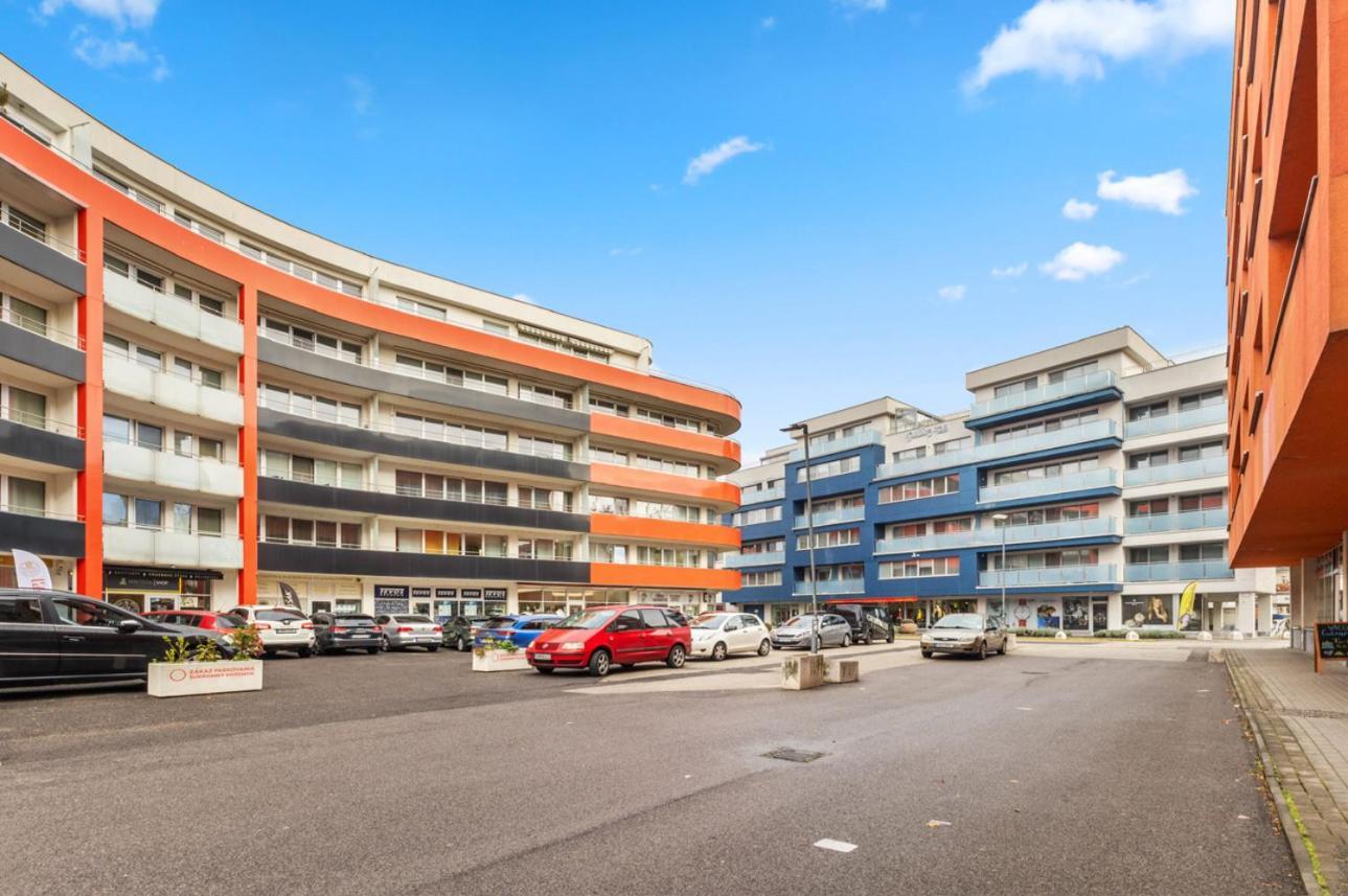 Apartment Puma V Centre Piestan Пиещани Екстериор снимка