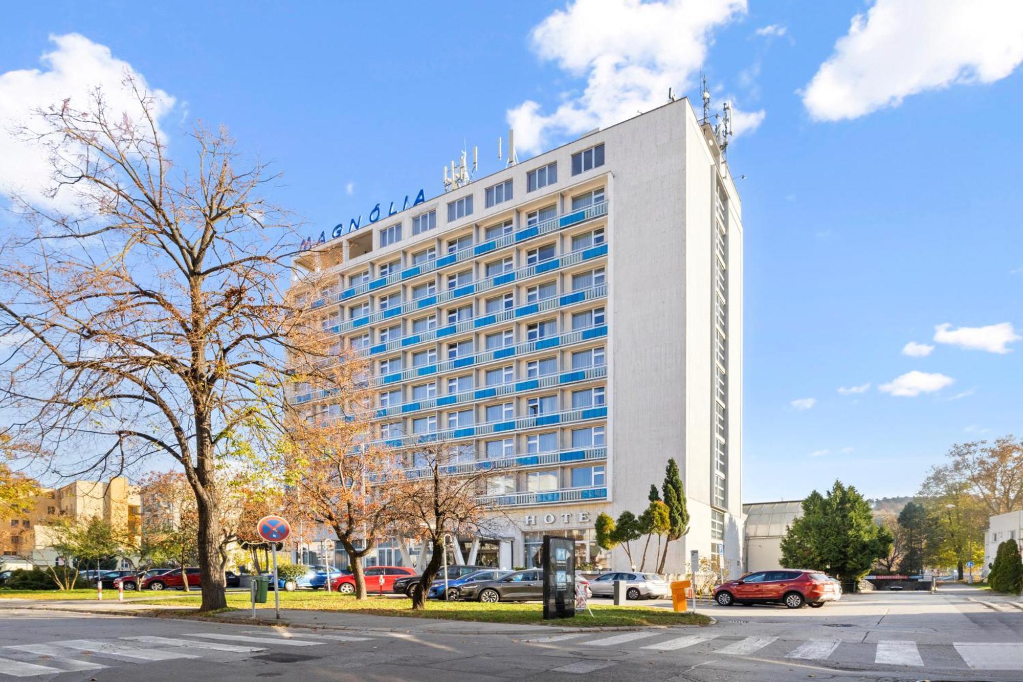 Apartment Puma V Centre Piestan Пиещани Екстериор снимка