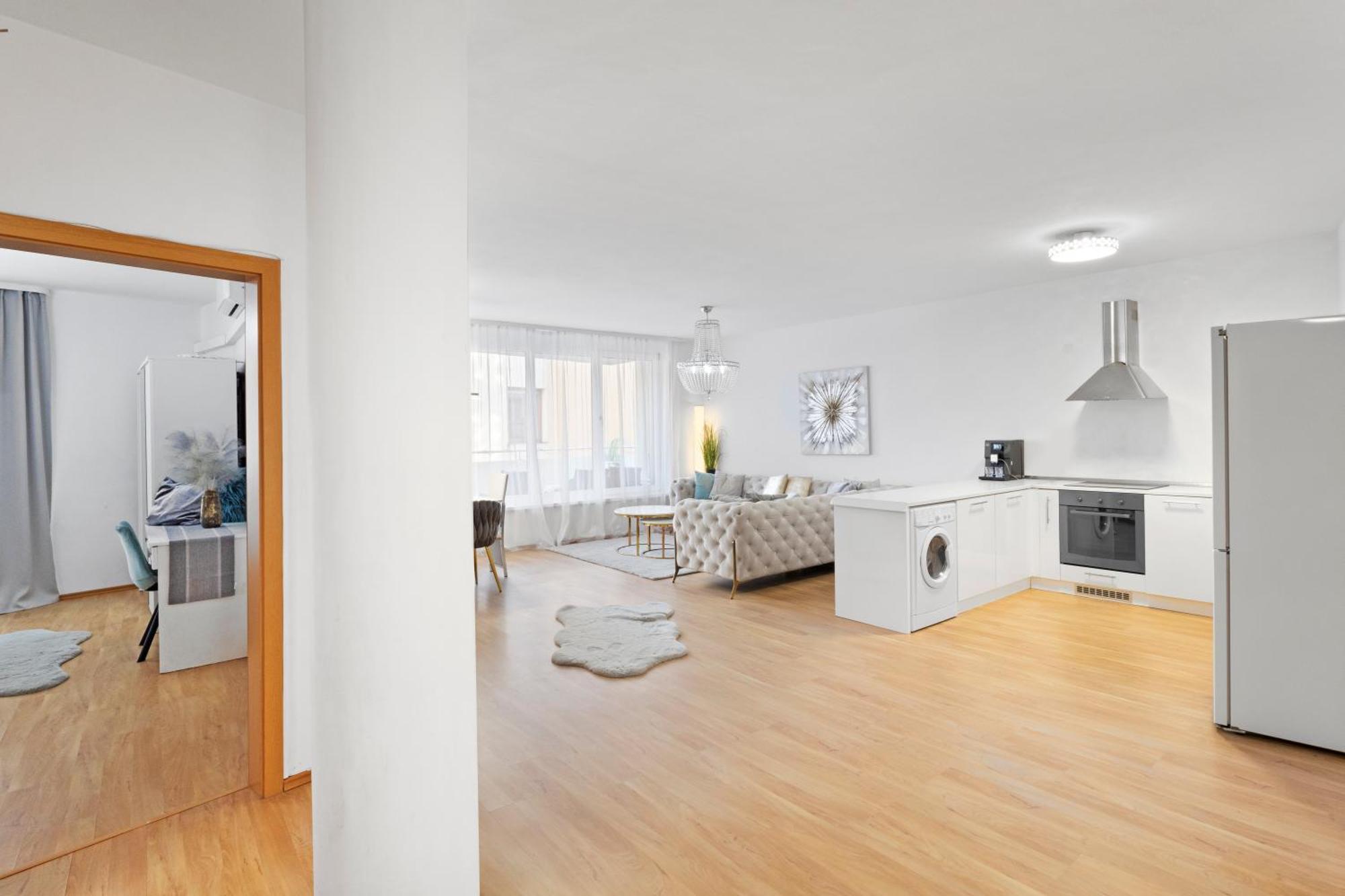 Apartment Puma V Centre Piestan Пиещани Екстериор снимка